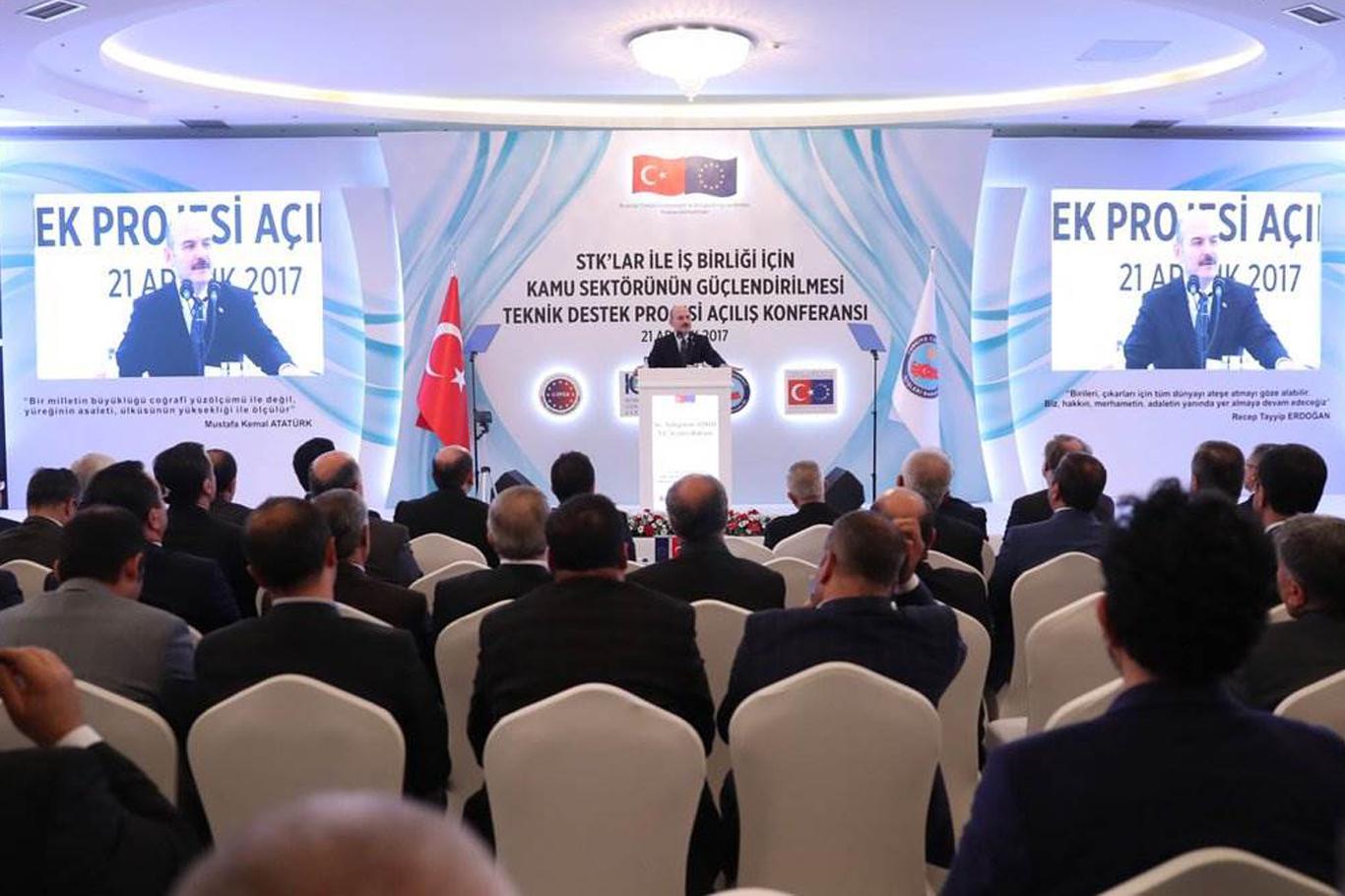 "Türkiye'de 118 bin 59 sivil toplum kuruluşu bulunmaktadır"